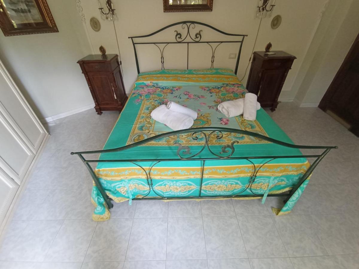 Domus Garden Bed & Breakfast Olbia Dış mekan fotoğraf