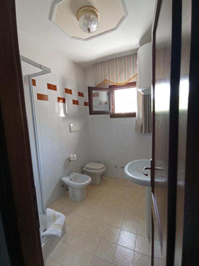 Domus Garden Bed & Breakfast Olbia Dış mekan fotoğraf